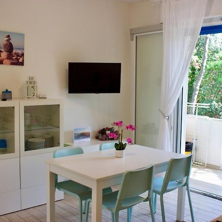 Villa Antonietta 3, Tra Pineta E Mare Bibione Buitenkant foto